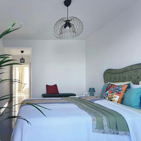Spacious Three-Bedroom Apartment With Sea View A4 ラピソス エクステリア 写真
