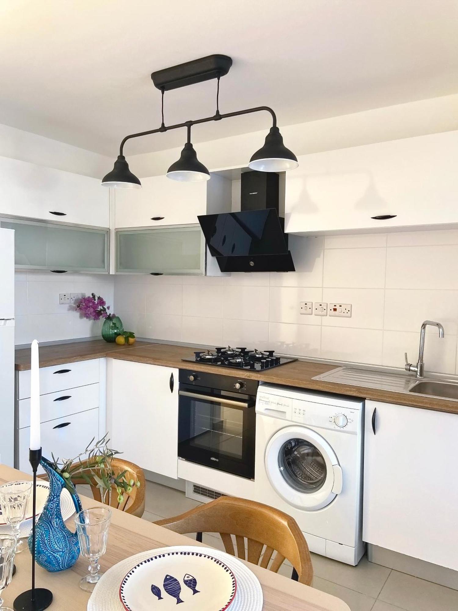 Spacious Three-Bedroom Apartment With Sea View A4 ラピソス エクステリア 写真