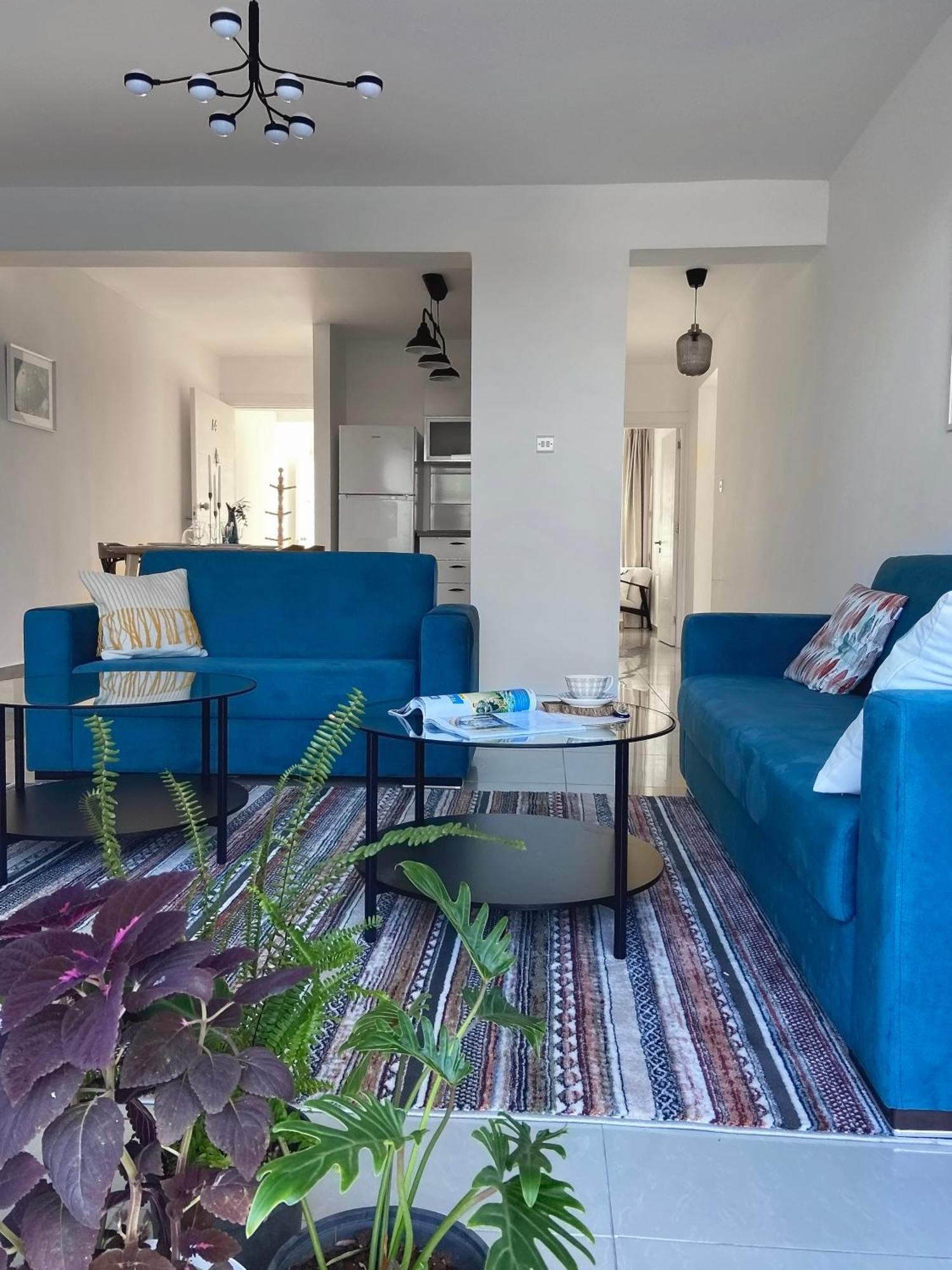 Spacious Three-Bedroom Apartment With Sea View A4 ラピソス エクステリア 写真